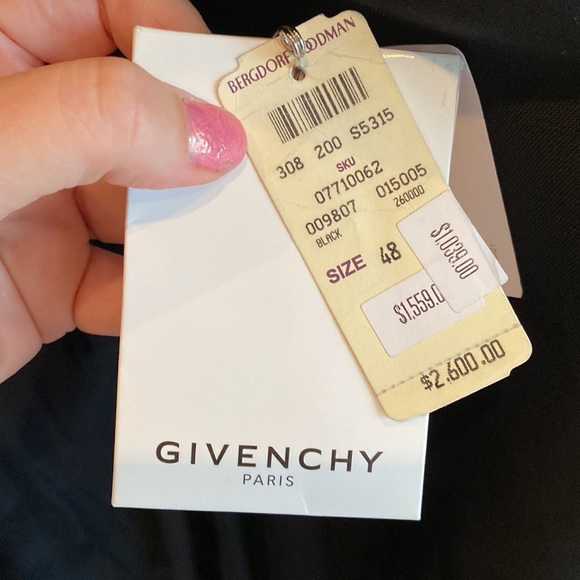 Givenchy tailored vest great closet staple - Picture 3 of 11